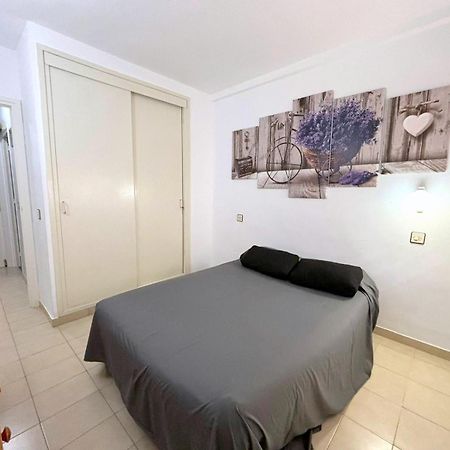 Meda Chica 3E Apartment Roses Ngoại thất bức ảnh