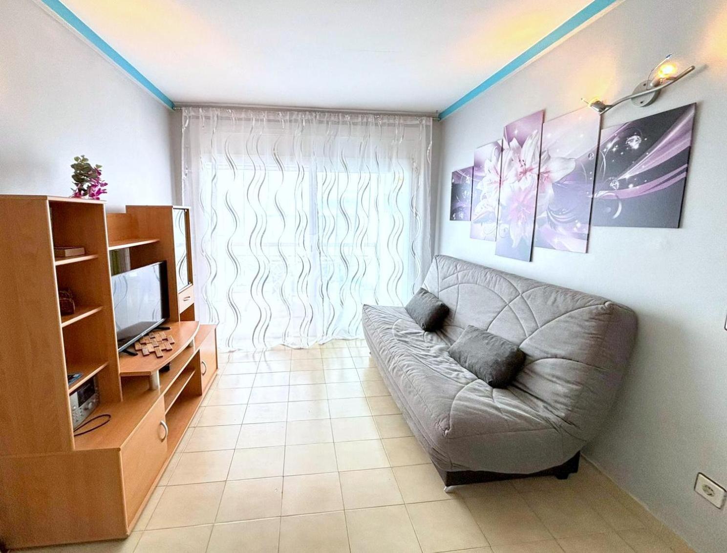 Meda Chica 3E Apartment Roses Ngoại thất bức ảnh
